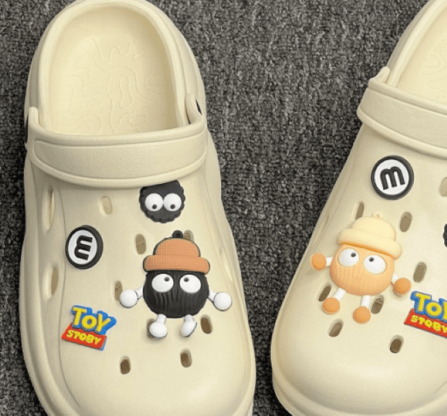 Designer shoes shoes Side empty high heels burst all matching sexy temperament nude red bottom pointed shallow mouth slim heel professional single