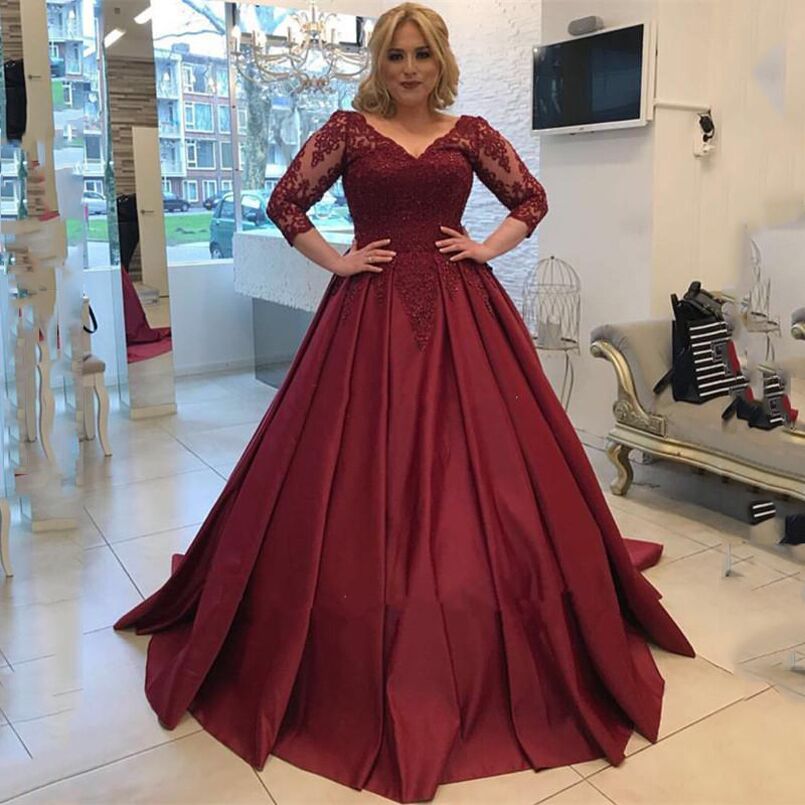 Arabic Plus Size 3/4 Long Sleeves Lace Prom Dresses with Beads Appliques Court Train Satin Formal Evening Party Gowns