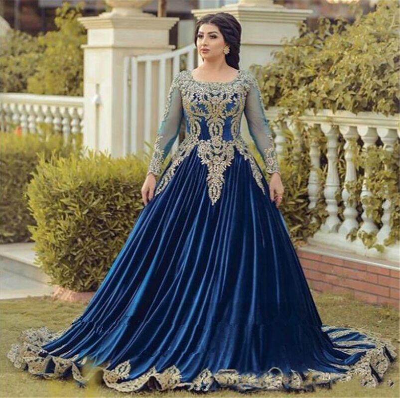 Royal Blue Ball Gown Long Sleeves Muslim Prom Dresses with Gold Appliques Sweep Train Formal Moroccan Kaftan Evening Gowns